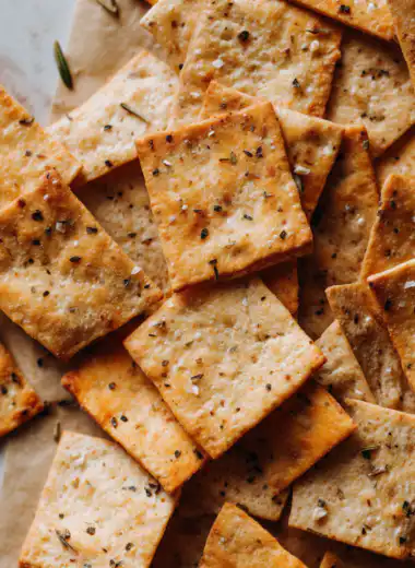 Discard Crackers Sourdough
