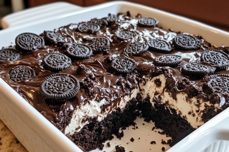 Oreo Earthquake Cake