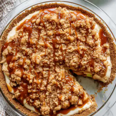Caramel Apple Cheesecake Pie