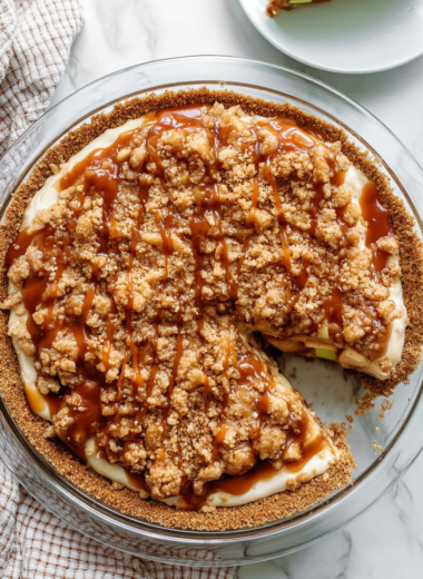 Caramel Apple Cheesecake Pie
