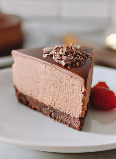 No-Bake Chocolate Cheesecake