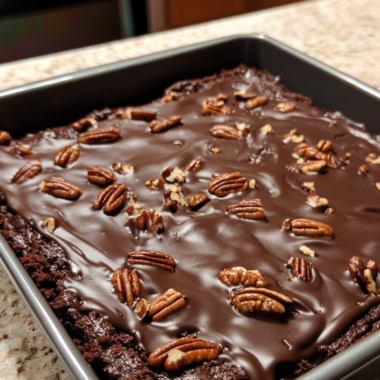 Old Fashioned Chocolate Cake
